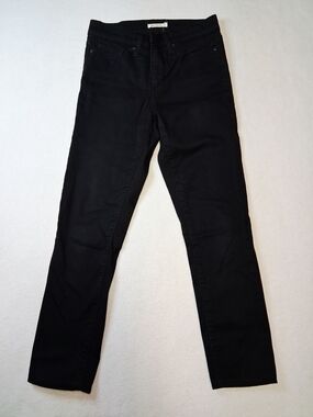 Levi's Black Women's Skinny Jeans - Sleek Stretch Fit